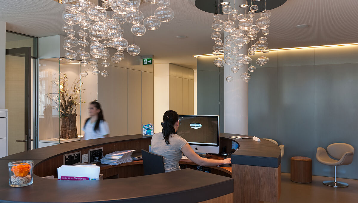 Bahnhofplatz 9, Zürich