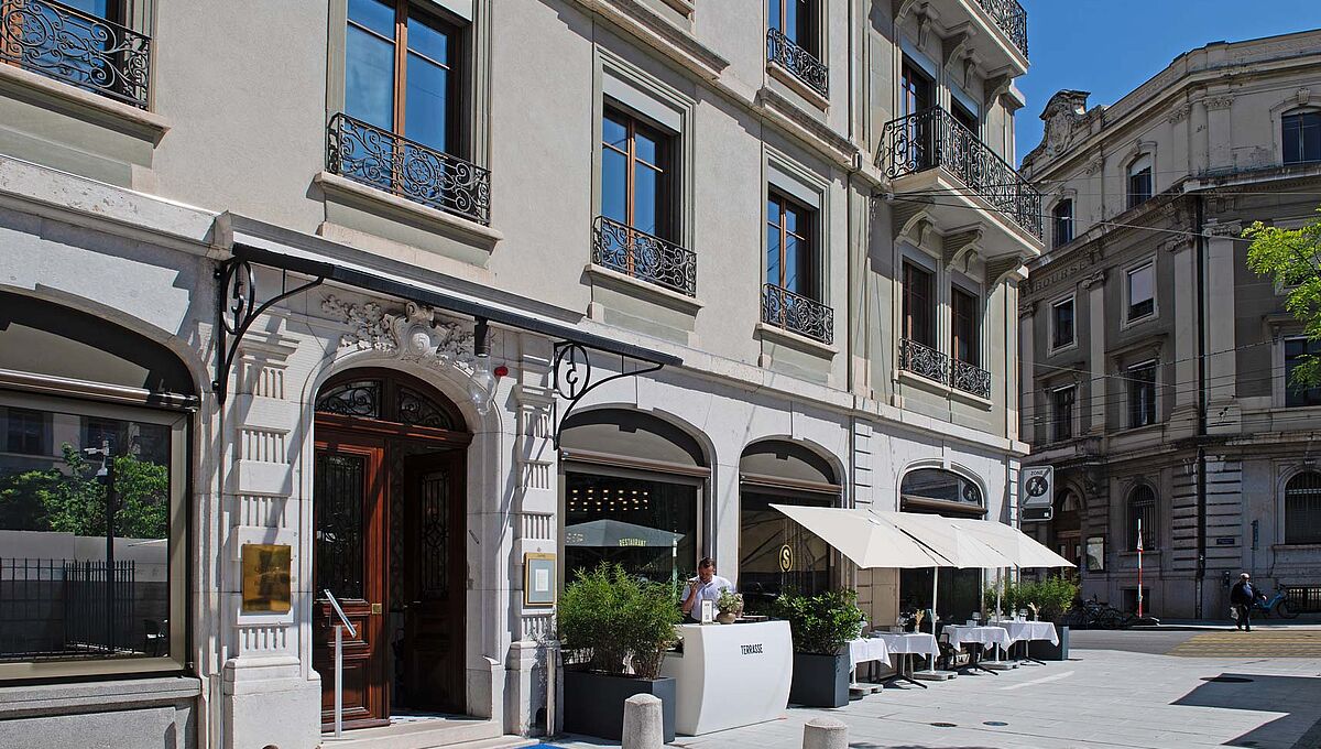 Place de la Synagogue 3, 5 / Rue Jean-Petitot 4, 6, Genève
