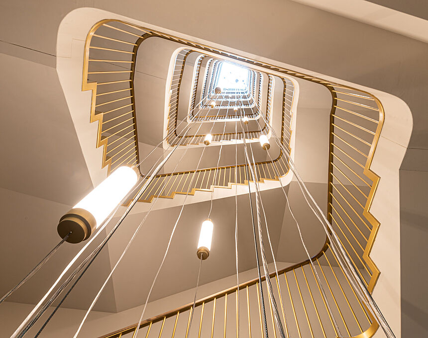 Waisenhausstrasse 2, 4 / Bahnhofquai 7, Zürich
